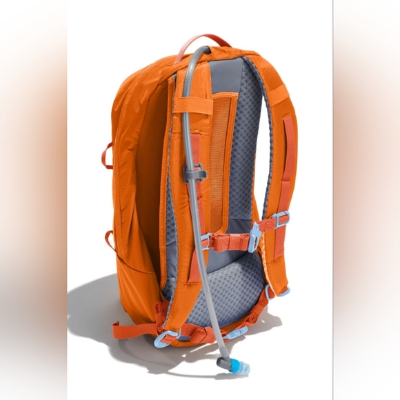 Down Shift 14L Hydration Pack color bronze NWT - Picture 2 of 2